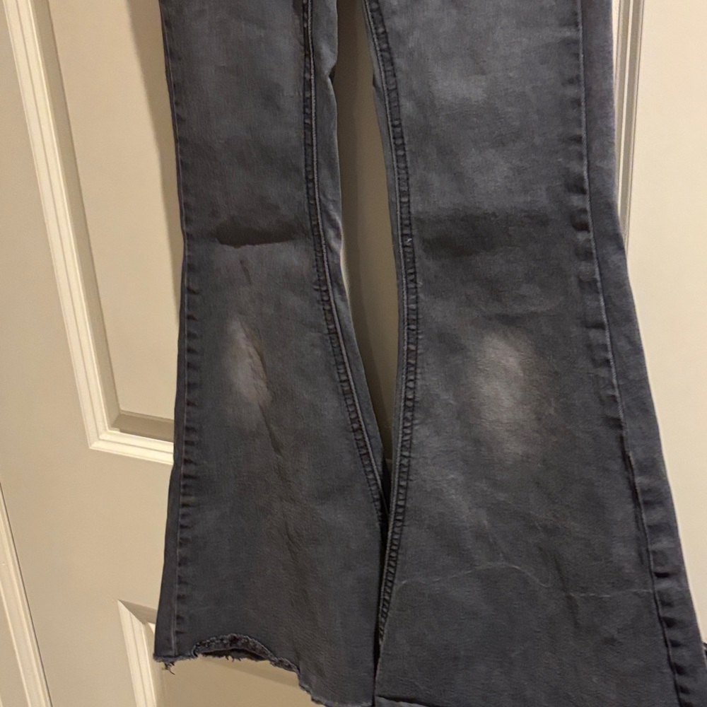EUC fuels size 10 Rock $ Roll Denim Dark Gray Flare Jeans - Picture 3 of 6